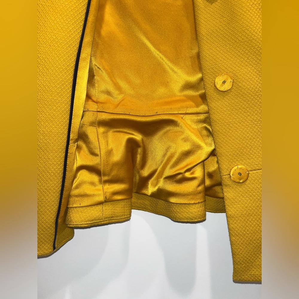 Boden Mustard Yellow Polperro Collarless Peplum Blazer Jacket - Picture 3 of 4